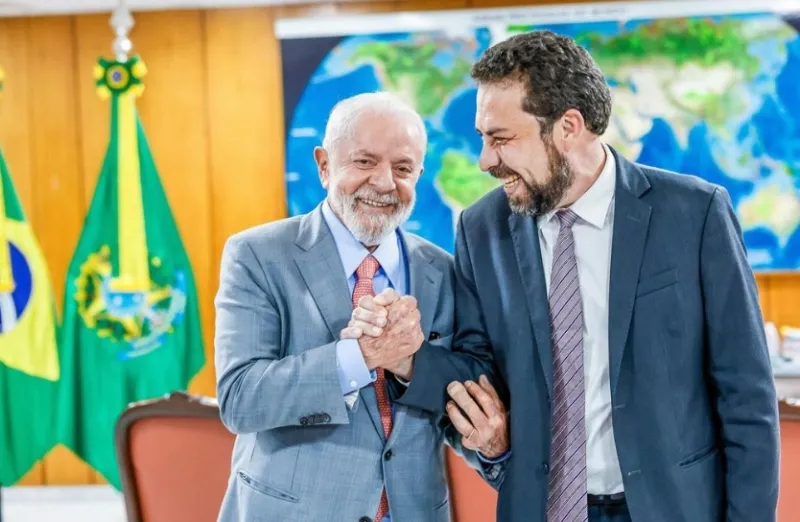 Justiça Eleitoral multa Lula e Boulos por propaganda eleitoral antecipada