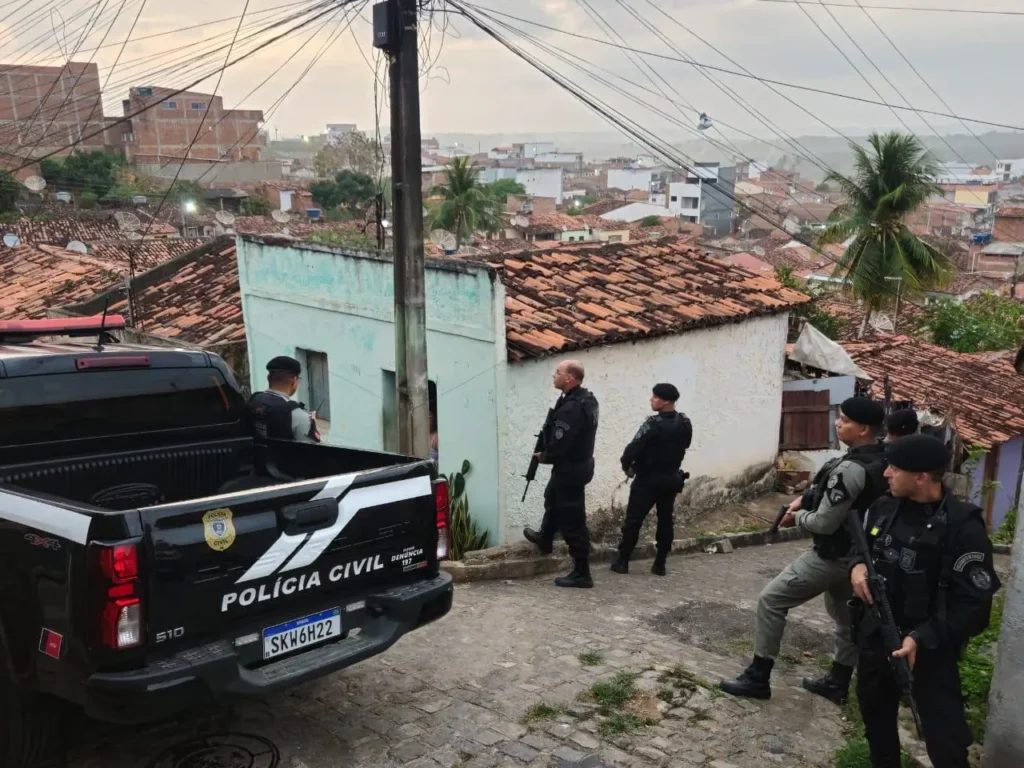 Operação policial combate grupo especializado em assaltos na Paraíba