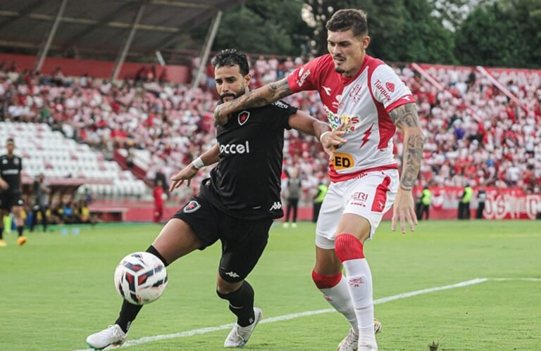 Náutico e Botafogo-PB empatam em partida sem gols na Série C