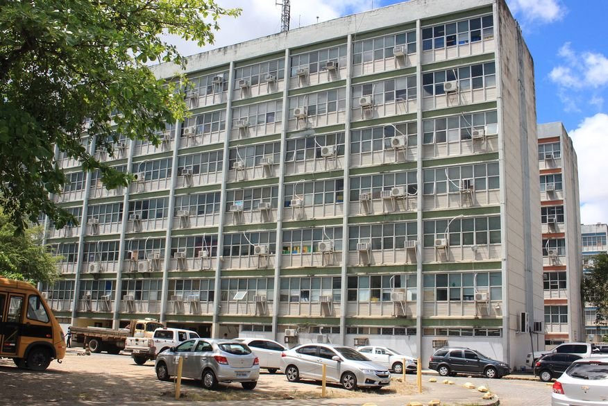 Repartições estaduais terão ponto facultativo na quinta-feira da Semana Santa