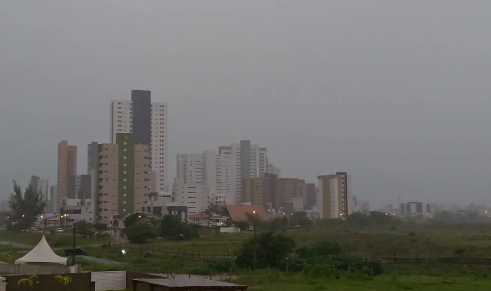 João Pessoa e mais de 100 cidades da PB estão sob alerta de chuvas intensas