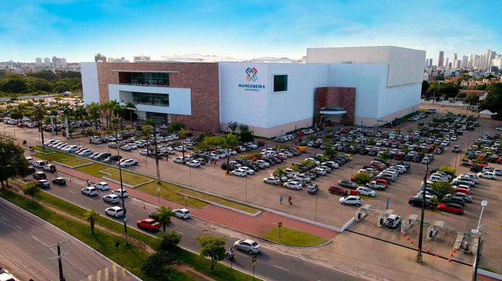 Lojas do Mangabeira Shopping fecham e reabrem na terça (15) com descontos, em JP