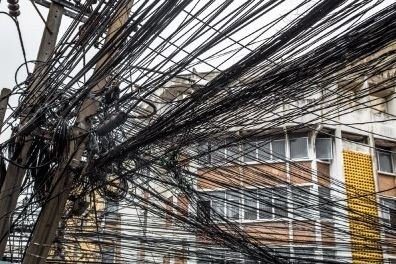 MPF recomenda suspensão da troca de fios nos postes em JP