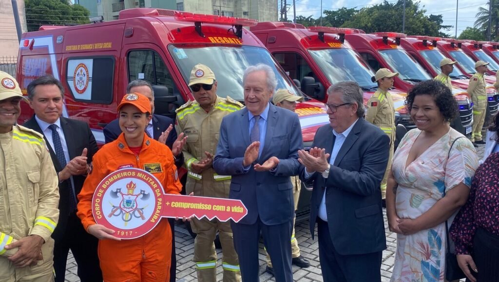 Na Paraíba, ministro Lewandoswki entrega 18 novas viaturas do Corpo de Bombeiros