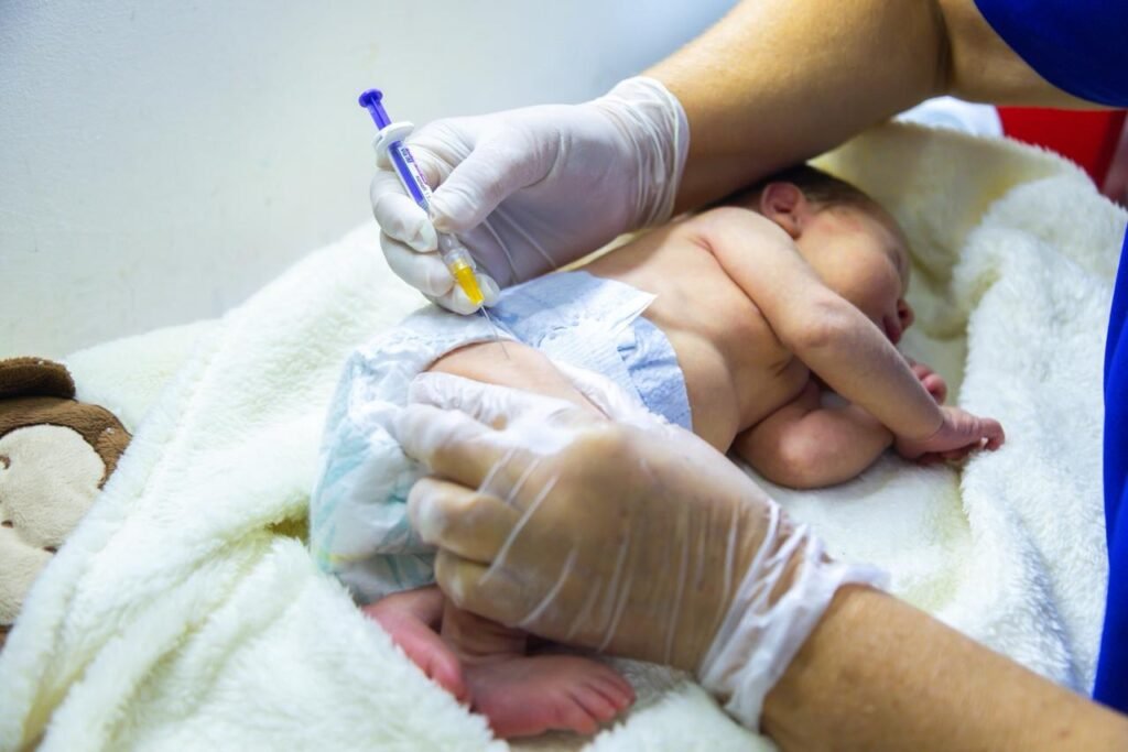 João Pessoa inicia imunização de bebês contra o Vírus Sincicial Respiratório nas maternidades públicas