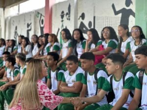Prefeita Tacyana Leitão abre ano letivo e destaca investimentos inéditos na educação de Bayeux