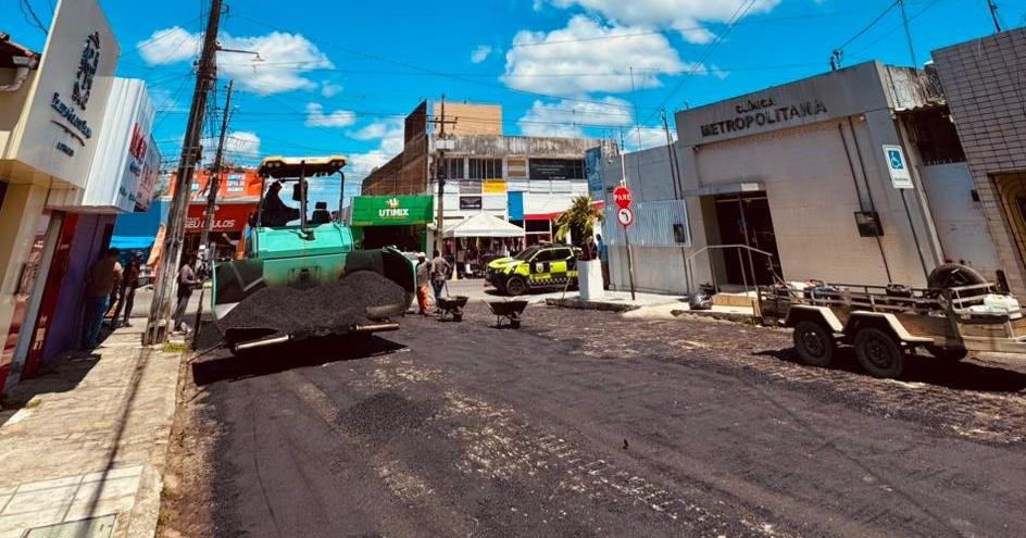 Prefeitura de Santa Rita inicia pavimentação asfáltica no Centro com recursos próprios