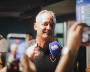 Novo técnico do Botafogo-PB, Lisca desembarca em João Pessoa