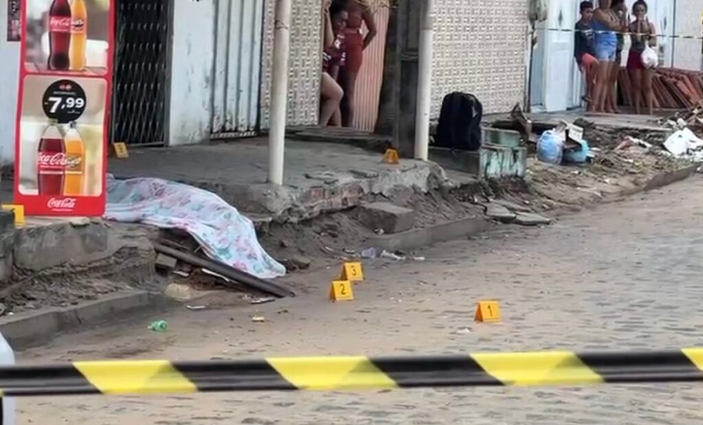 Homem é morto com mais de 30 tiros no bairro de Mangabeira, em João Pessoa