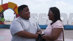 Após cinco anos, jovem que veio para Paraíba estudar medicina reencontra a mãe