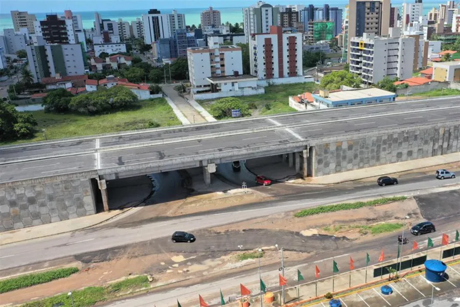 Ministro anuncia entregas de obras na BR-230 em CG e em Cabedelo
