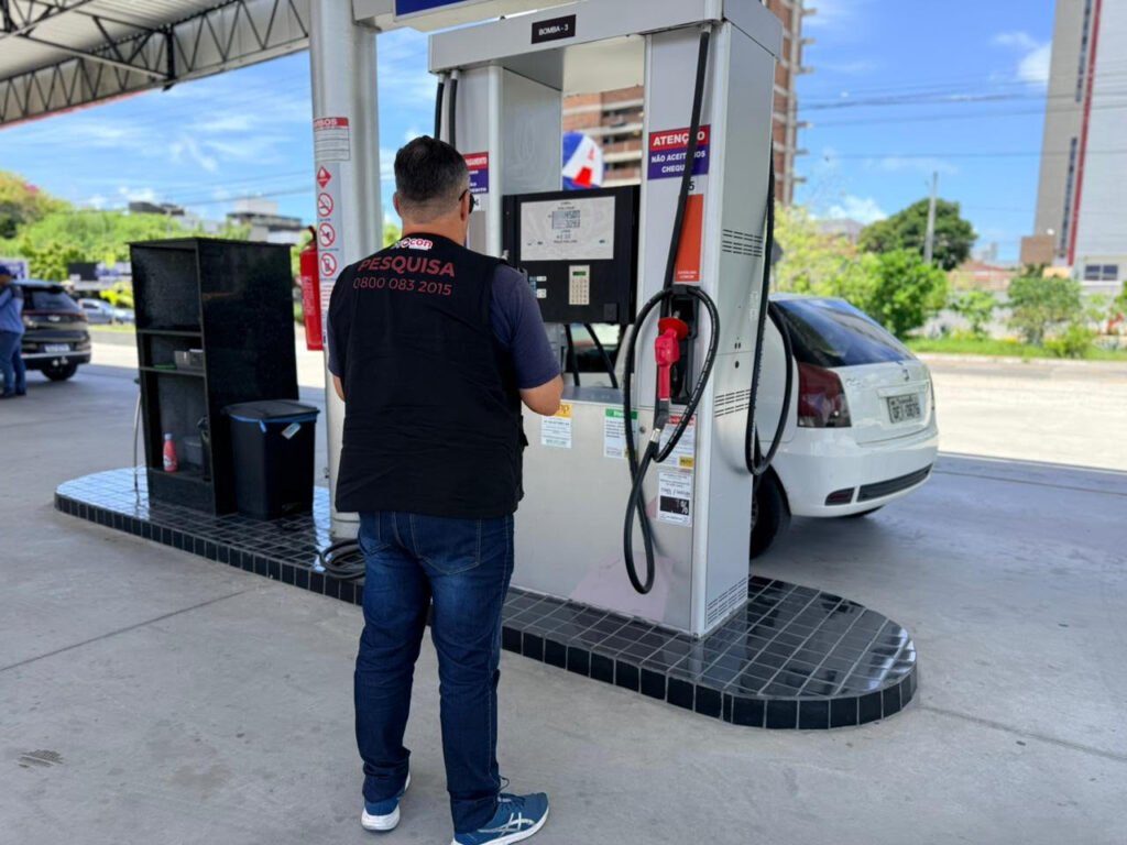 Gasolina chega a R$ 6,63 em João Pessoa e registra alta nos preços