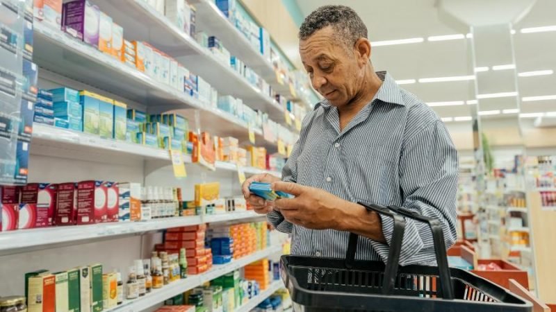 Lula sanciona lei que permite farmácias e drogarias dentro de supermercados