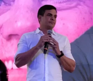 Diogo Cunha Lima é anunciado como vice de Cícero Lucena em chapa para governador