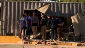 Cofre de posto de combustíveis é arrombado por criminosos na madrugada desta segunda-feira (27) em João Pessoa