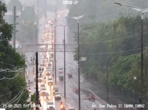 João Pessoa registra 151,6 mm de chuvas nas últimas 12 horas e órgãos estão em alerta