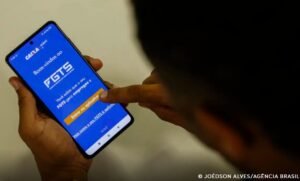 Desenrola Brasil: uso do FGTS para pagar dívidas começa nesta segunda (25)