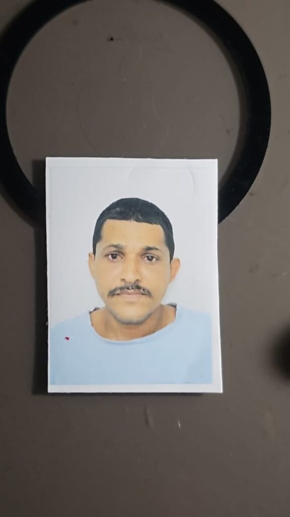 Homem é morto com cinco tiros no meio da rua, em Bayeux