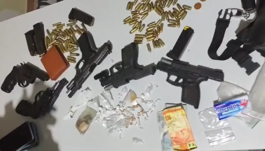 PM frustra ataque entre facções e prende cinco suspeitos armados no Litoral Sul da PB