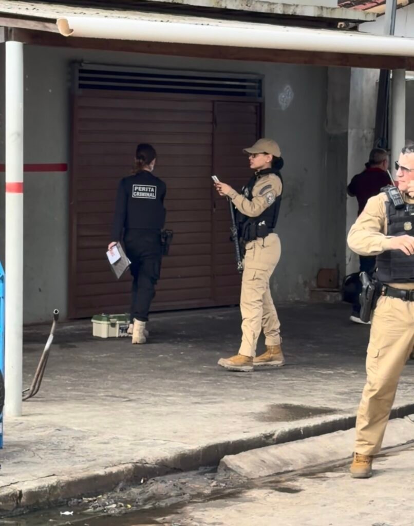 Jovem é morto a tiros em oficina em Cabedelo