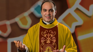 São João de Campina Grande 2026: Padre Nilson se apresenta nesta terça-feira (9)