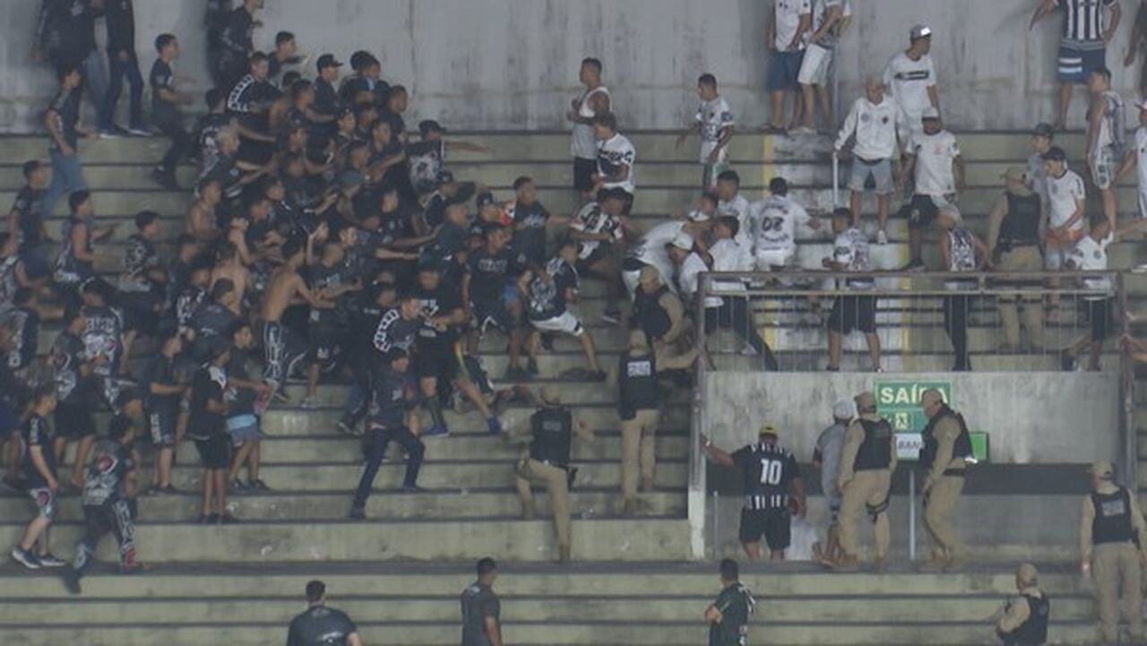 Ministério Público suspende torcidas do Botafogo-PB após briga generalizada