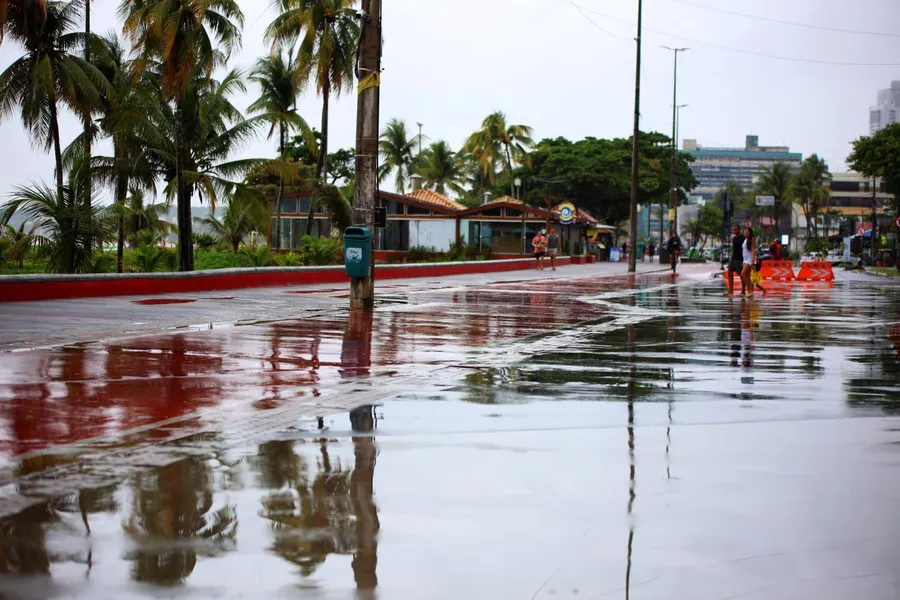 João Pessoa registra quase 90 milímetros de chuva em 12 horas
