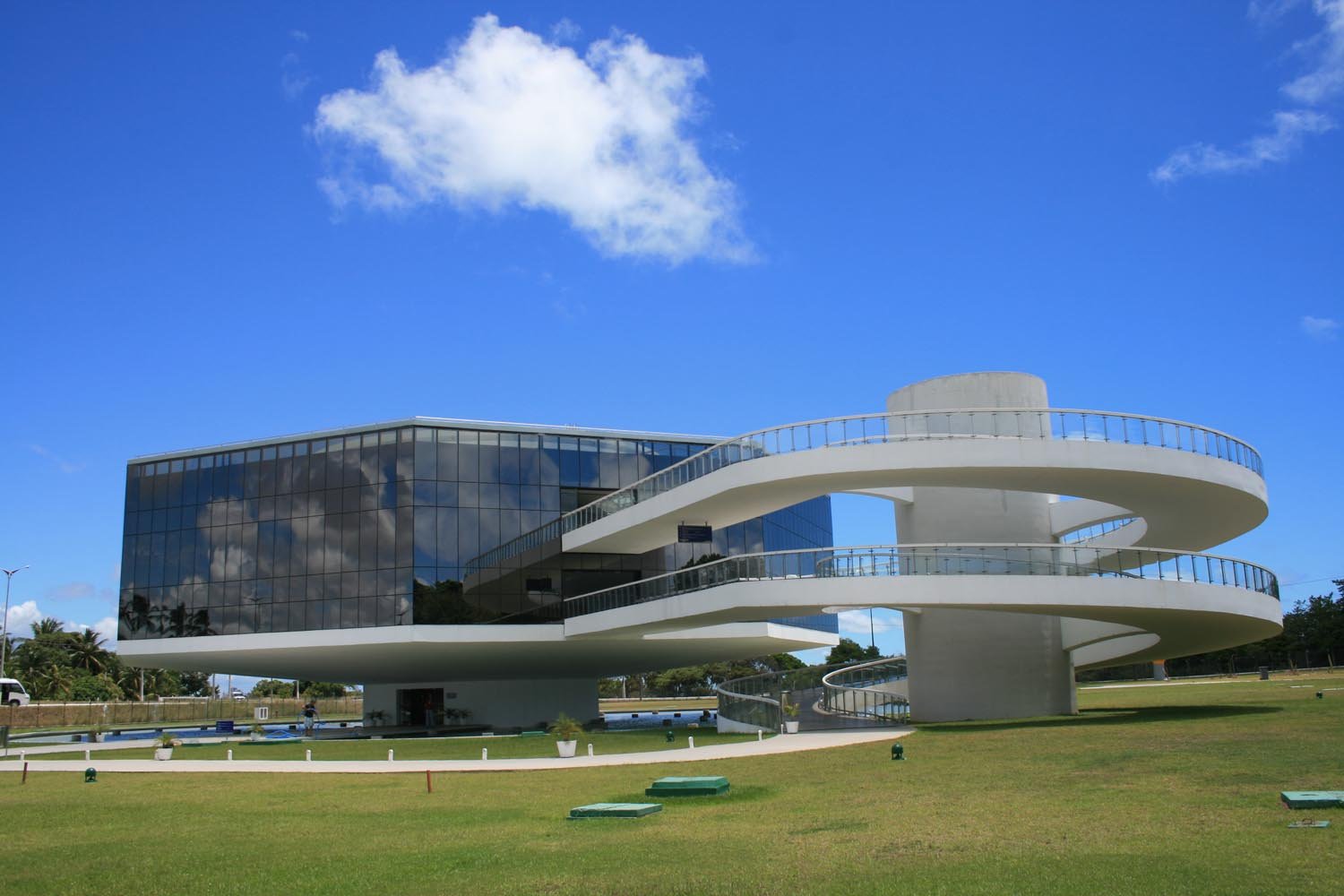 Estação Cabo Branco abre exposição ‘Forró ilustrado’, na Capital