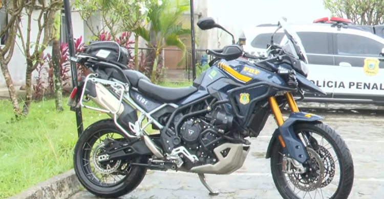 Jovem é preso em flagrante por tentar roubar moto da PRF e diz que era pra “farmar aura”, em JP