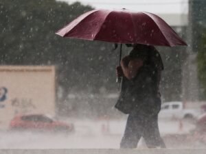 Chuvas e ventos intensos atingem João Pessoa neste fim de semana