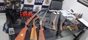Suspeitos são presos e seis armas de fogo apreendidas durante operação da PC e PM