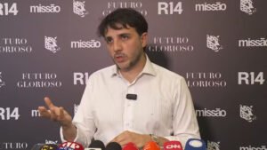Renan Santos tem campanha à presidência suspensa por Toffoli