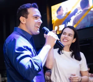 Lucas Ribeiro anuncia Rafaela como coordenadora da campanha