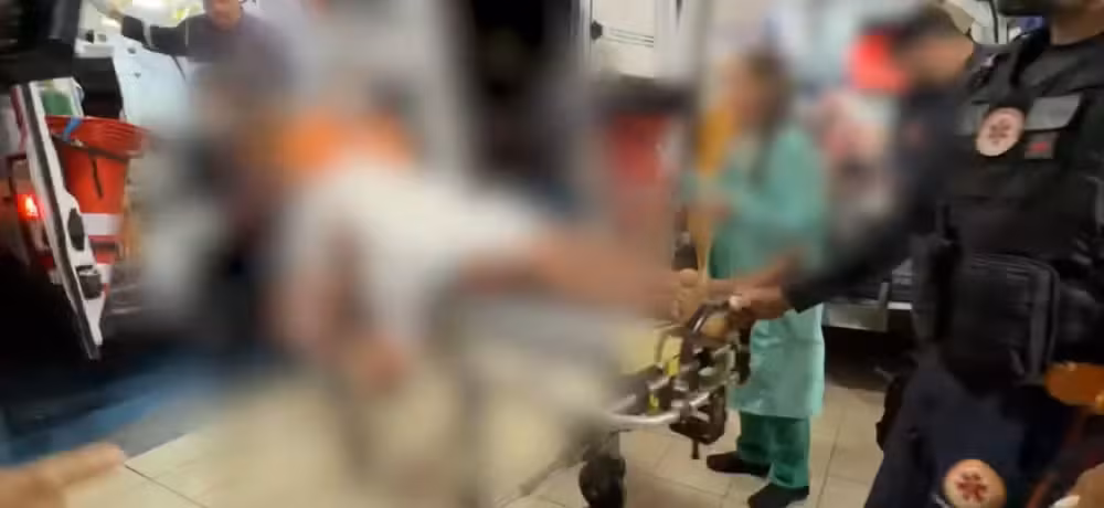 Jovem fica ferido após ser agredido com golpes de garrafa pelo tio, em João Pessoa