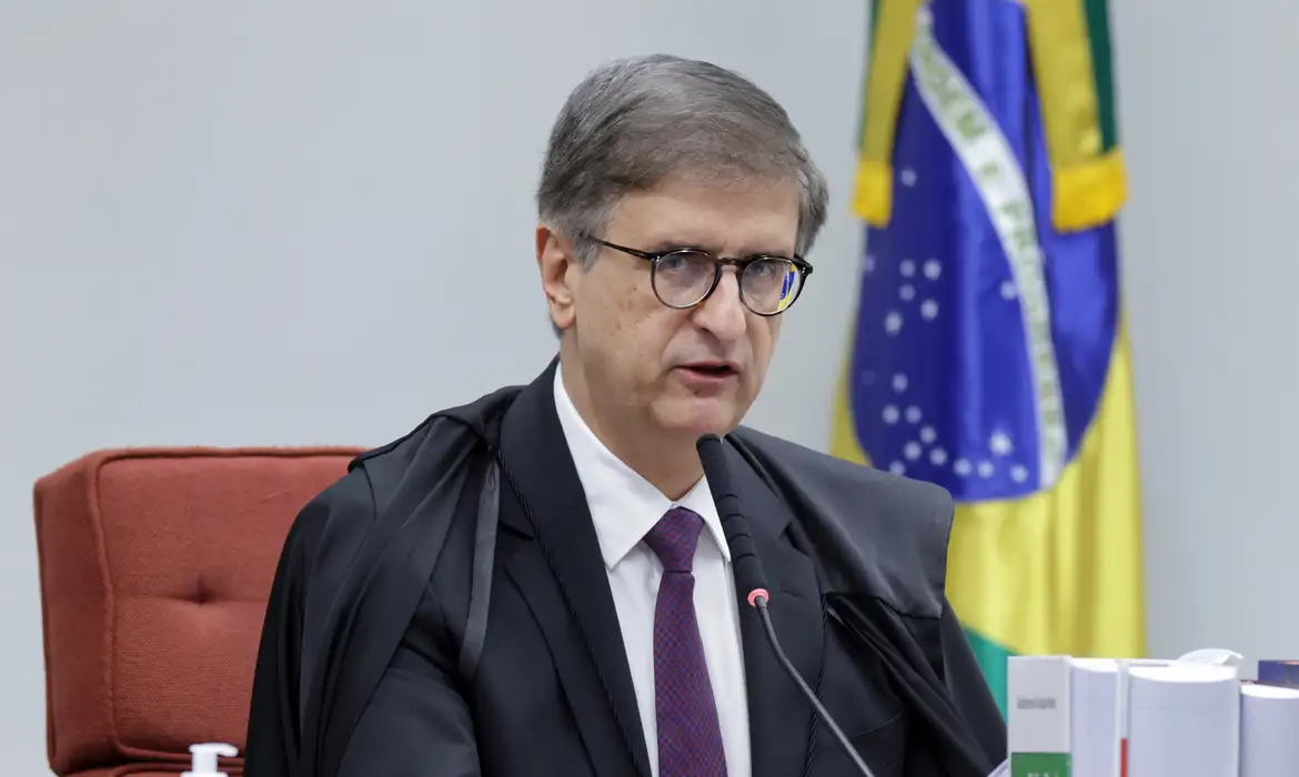 Caso Vorcaro: delegados da PF pedem que Gonet se declare impedido de atuar