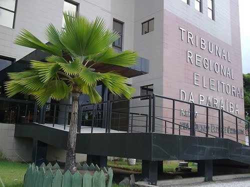 TRE-PB substitui 58 urnas e 21 ocorrências são registradas durante as eleições