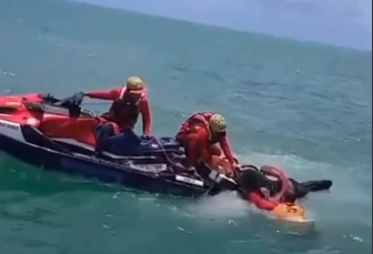 Homem é resgatado de rio com facão, dinheiro e drogas em Cabedelo