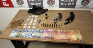 Suspeitos de integrar facção criminosa morrem após confronto com a PM, em JP