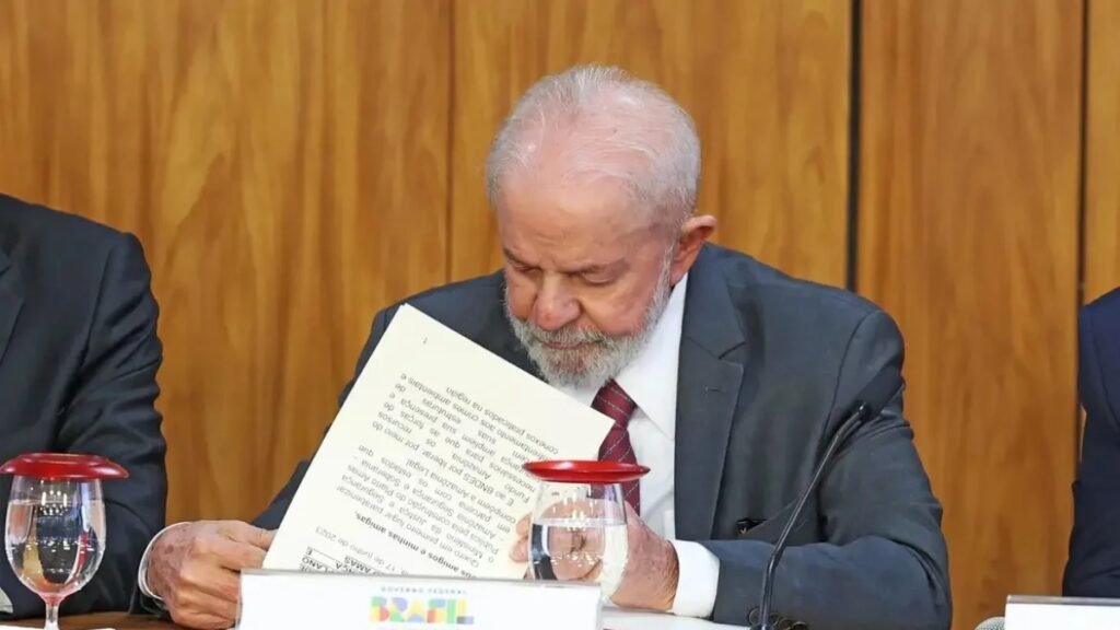 Lei Antifacção: Lula proíbe auxílio-reclusão para dependentes de presos envolvidos em crimes ligados a facções